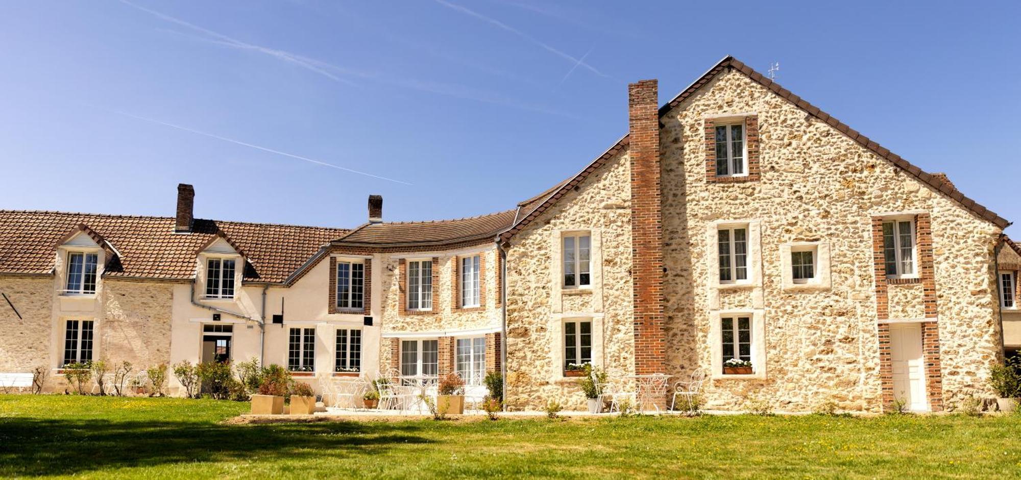 Le Petit Chateau Baye  Exterior foto